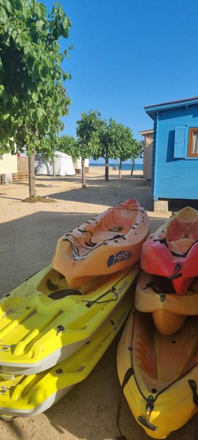 Camping El Pinar Platja Santa Susanna Esterno foto