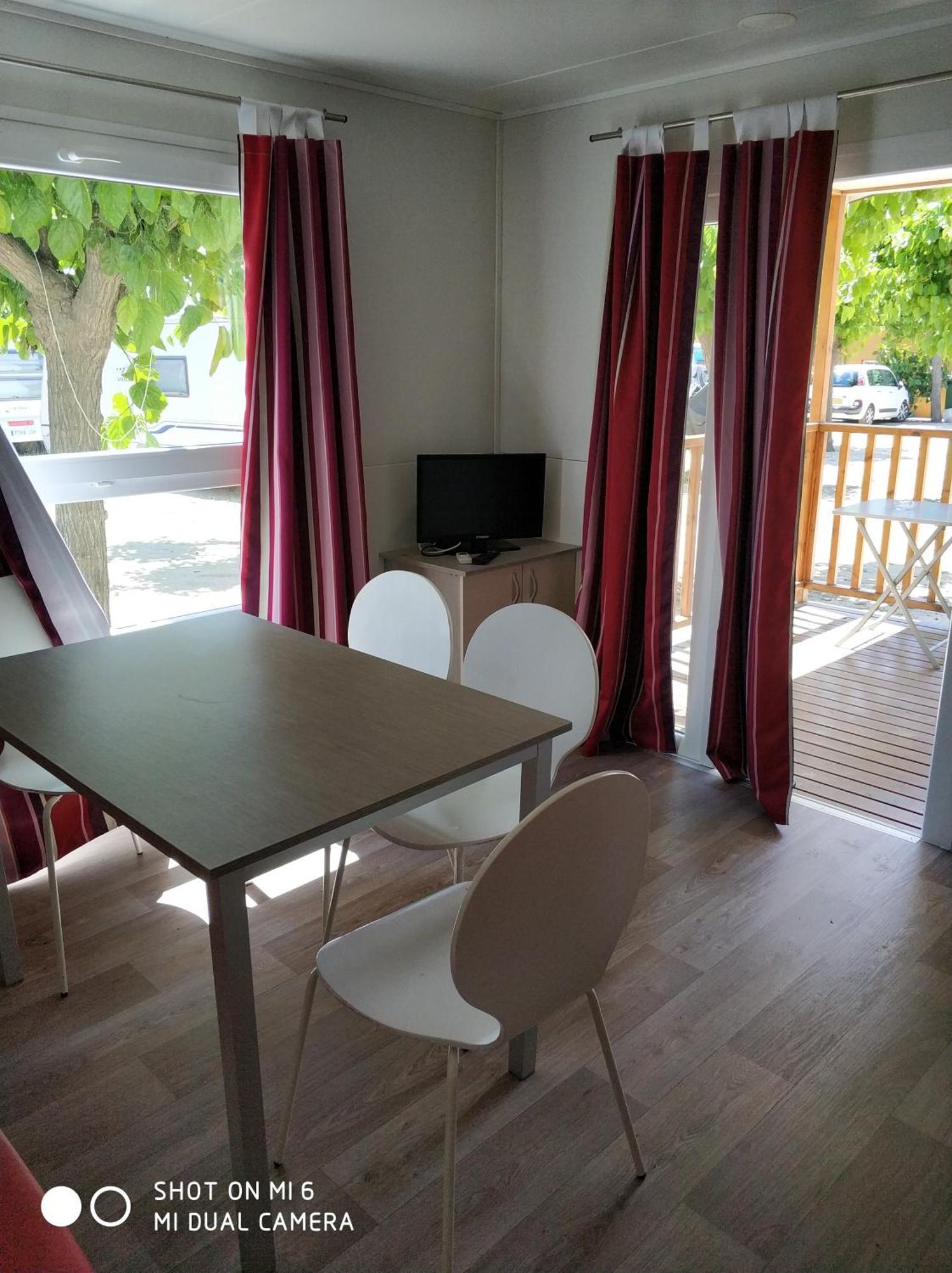 Camping El Pinar Platja Santa Susanna Esterno foto